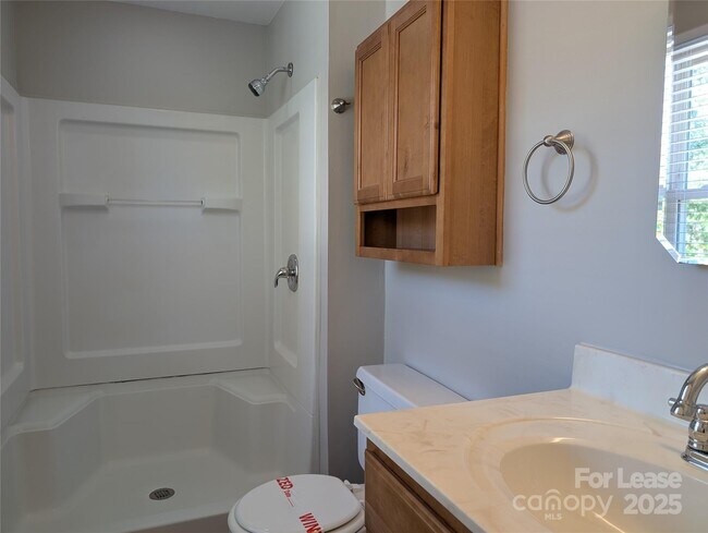 Building Photo - 5823 Rimerton Dr