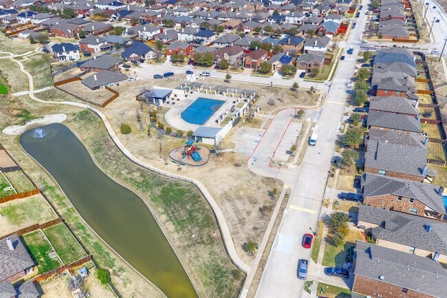 Building Photo - 14504 Eaglemont Dr