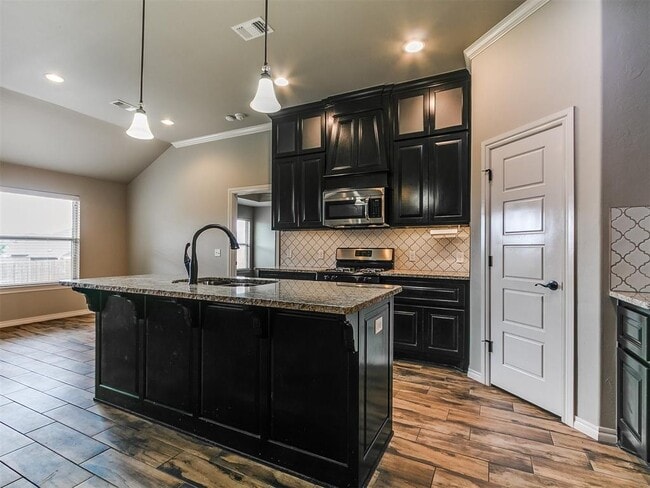 Building Photo - 4932 Wister Ln
