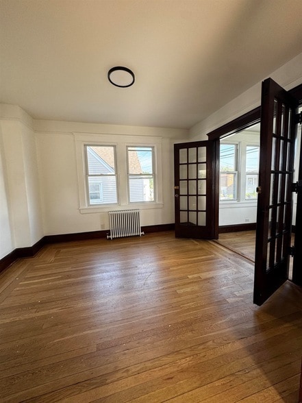 Building Photo - 44 Hickory Ave