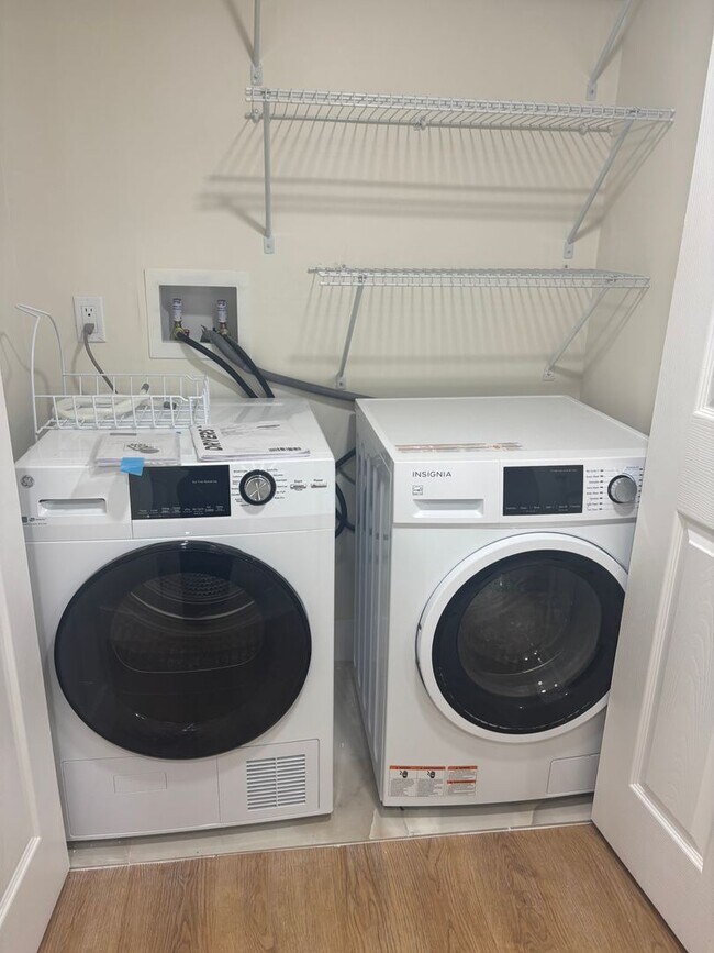 Building Photo - Beautiful, newly renovated 3/2 Condo in a Great Neighborhood/Altamonte Springs