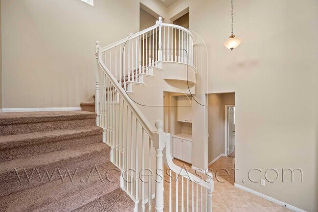 Building Photo - Stunning Luxury Living in Temecula | Expansive 4-Bedroom Masterpiece