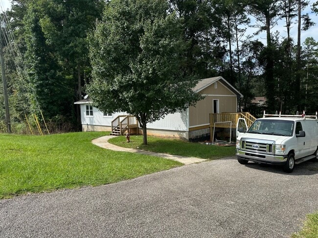 Building Photo - 3960 GA-34