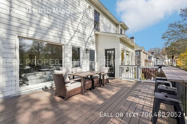 Building Photo - 1250 Mayfield Manor Dr