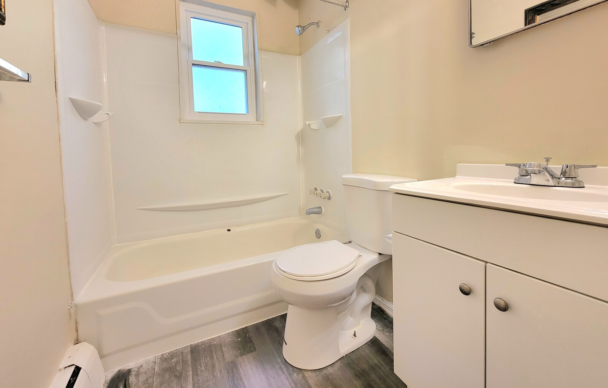 Bathroom - 2936 W McMicken Ave