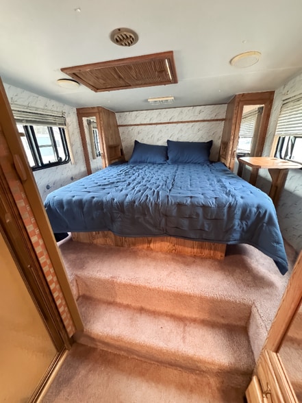 Building Photo - 2552 Smith Ave