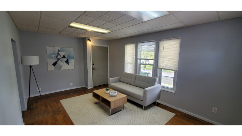 Primary Photo - 1777 Marks Ave