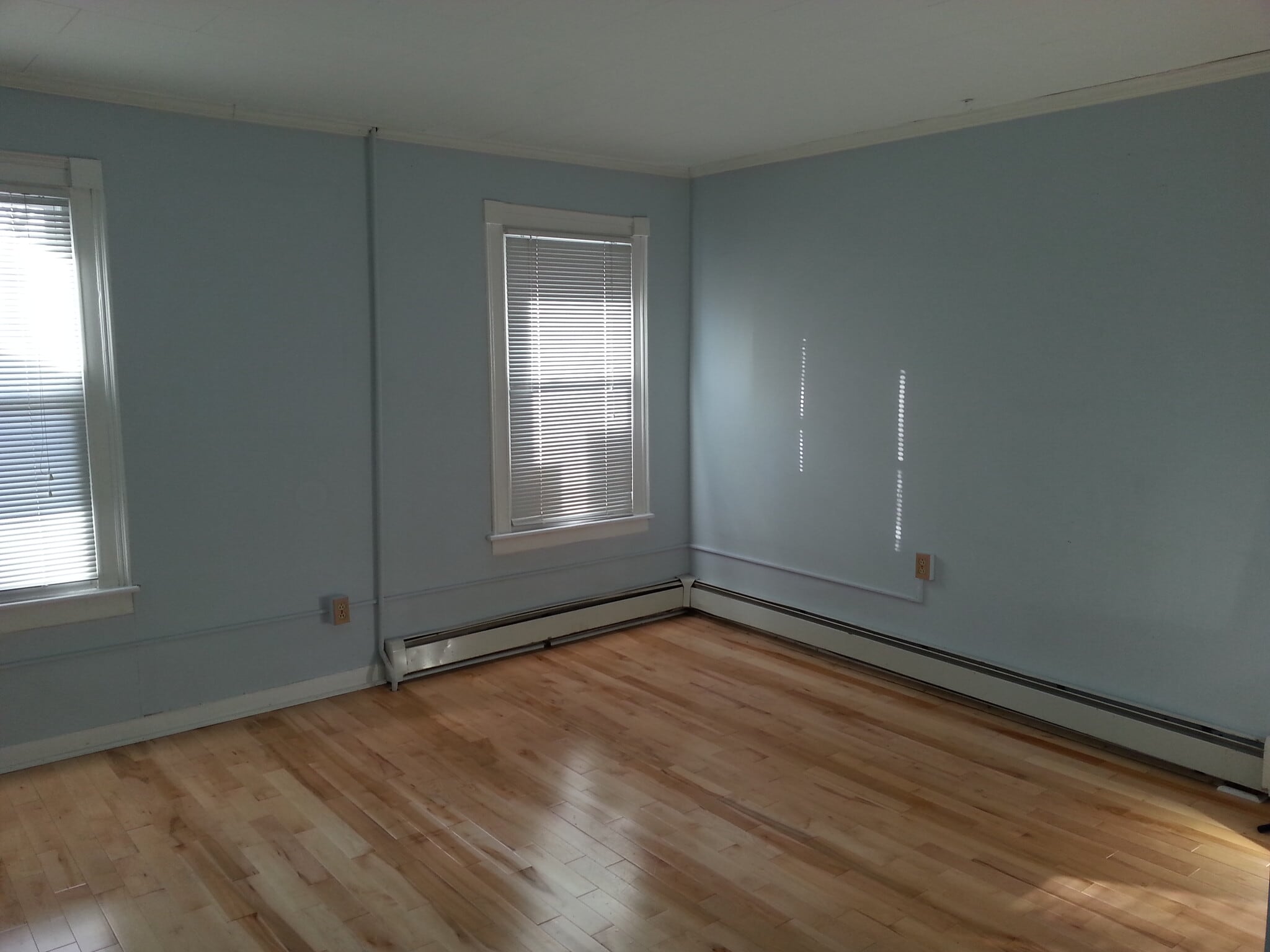 Building Photo - 188 Pine St