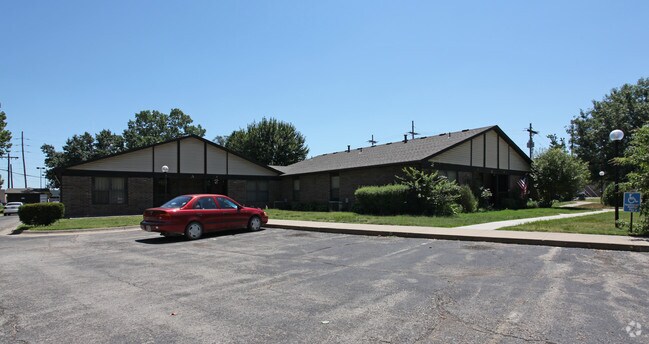 Primary Photo - Shorey Villa