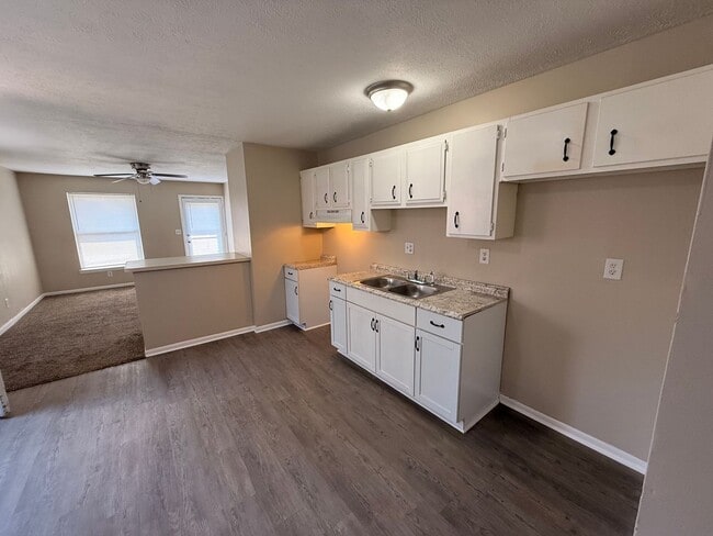 Building Photo - HOME IN BULLITT COUNTY-Hillview