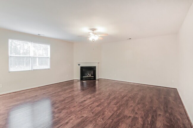 Building Photo - 6510 Blackwood Ln
