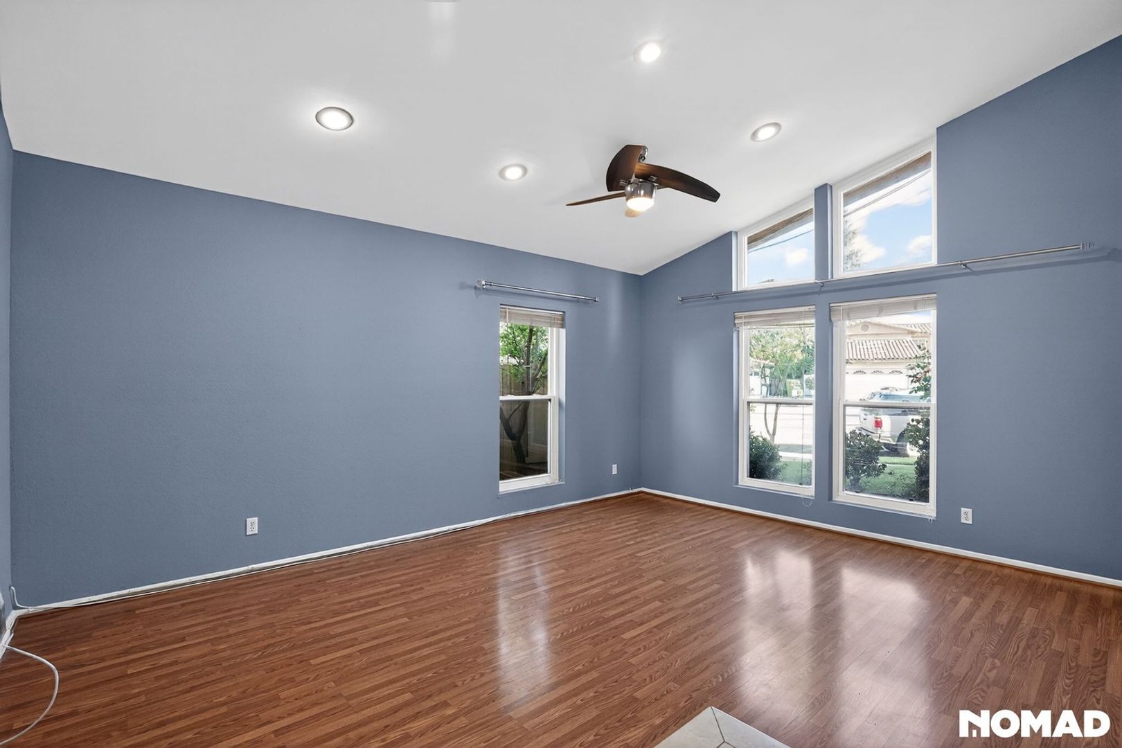 Building Photo - 23119 Valerio St