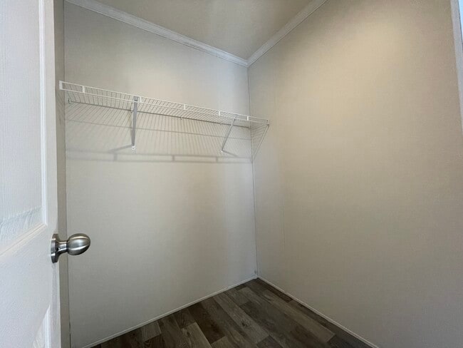 Building Photo - 16242 Frontenac Ave