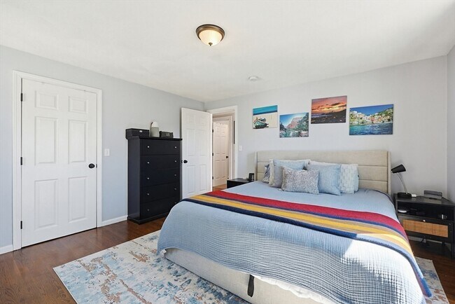 Building Photo - 48 Calumet St