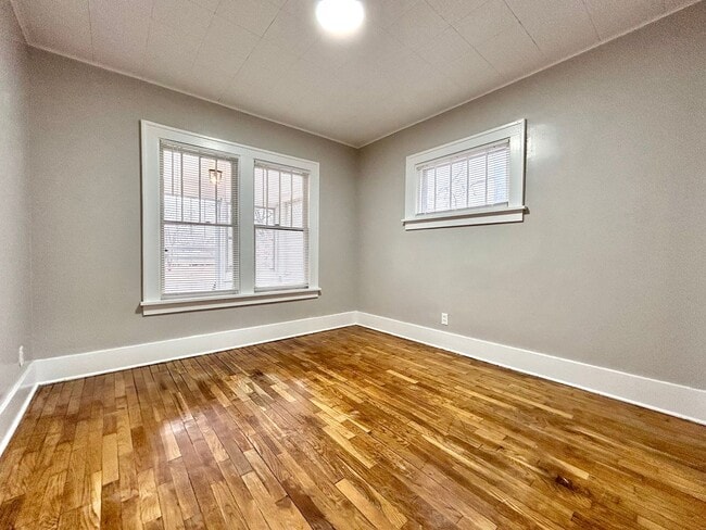 Building Photo - Three Bedroom Home in Muskegon