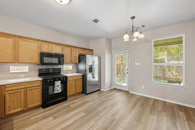 Building Photo - 2113 Campfield Pkwy