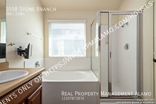 Building Photo - 1058 Stone Branch