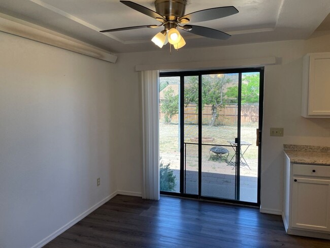 Building Photo - 3050 N Date Creek Dr