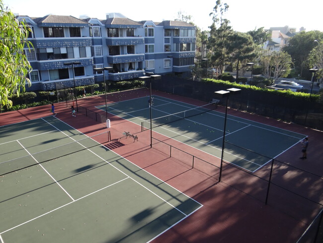 Tennis Courts - 310 Tahiti Way