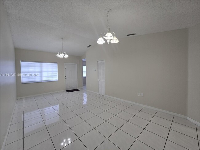 Building Photo - 14659 SW 126th Pl