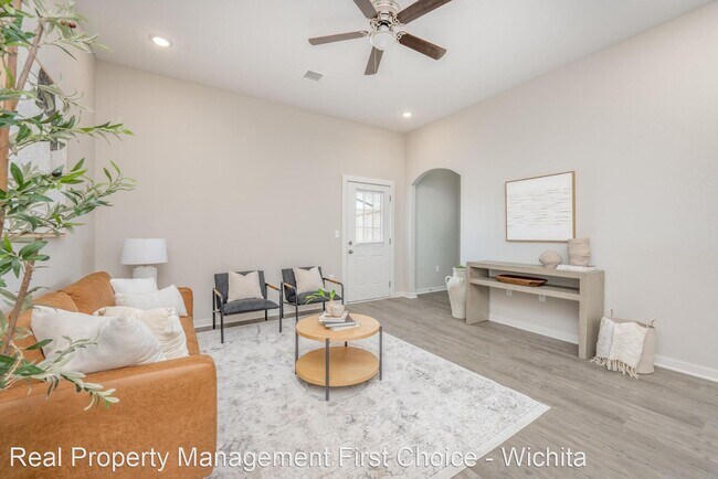 Building Photo - 3 br, 2 bath House - 3419 W 45th ST S