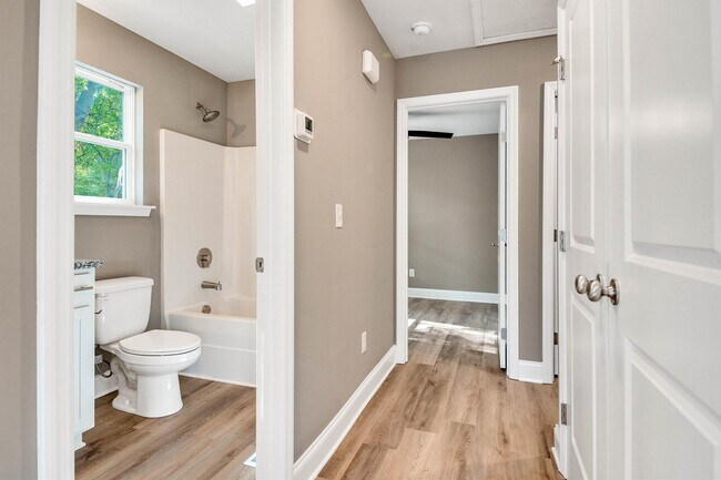 Building Photo - 3716 Central Ave