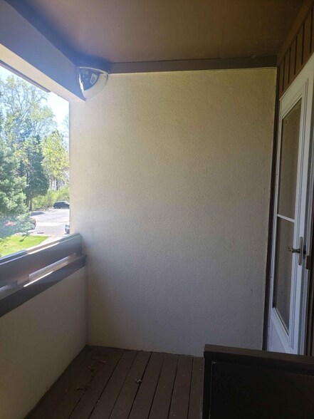 Building Photo - 7345 Winery Ln