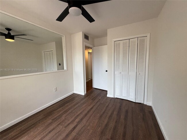 Building Photo - 8522 SW 103rd Ave