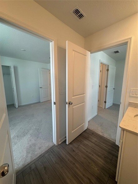 Building Photo - 4838 SW 81st Lp
