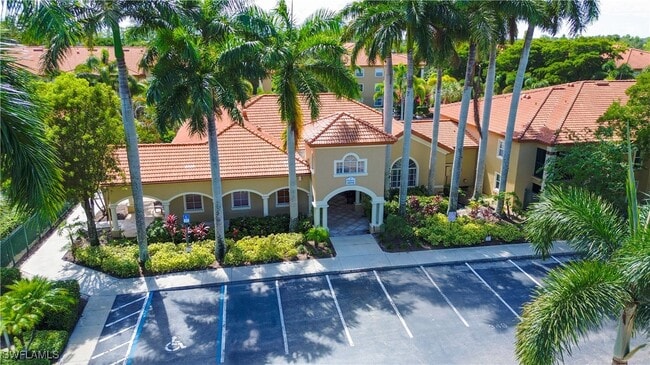 Building Photo - 8861 Colonnades Ct W