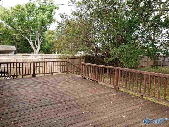 Building Photo - 805 Stevens Ave NE