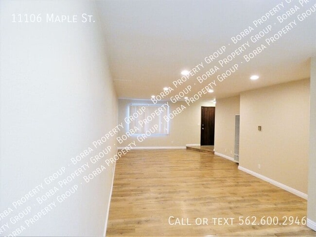 Building Photo - 11106 Maple St