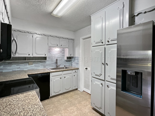 Building Photo - Charming Home in North Arlington