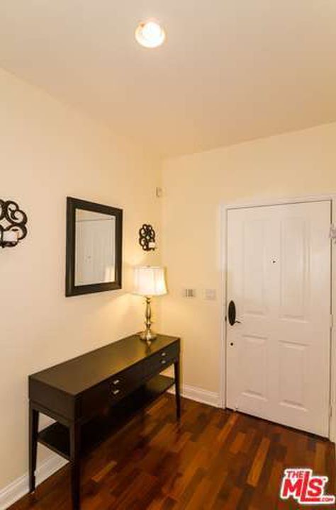 Building Photo - 12975 Agustin Pl