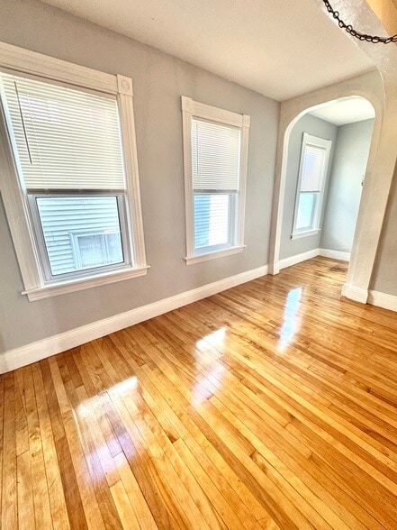 Building Photo - 12 Seward St