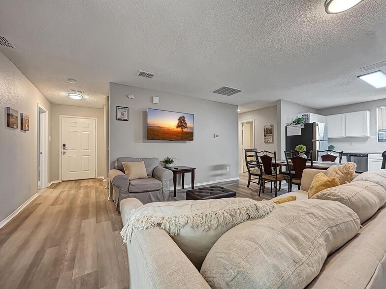 Building Photo - Lancaster Stunner with a Gorgeous Open Floor Plan and Elegant Finishes