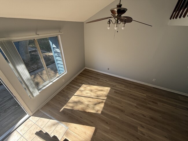 Building Photo - 505 63rd Ave N