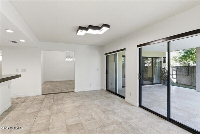 Building Photo - 5309 N 24th Pl