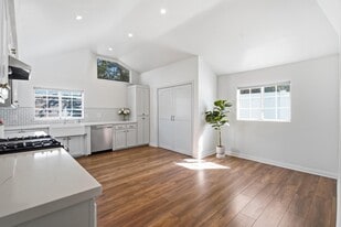 Building Photo - 6120 Case Ave