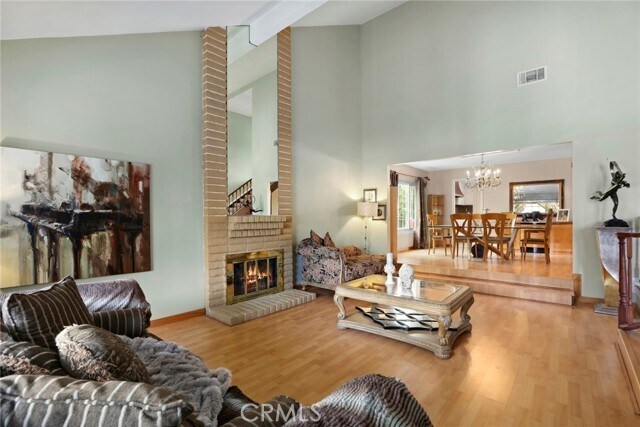 Building Photo - 960 S Jay Cir