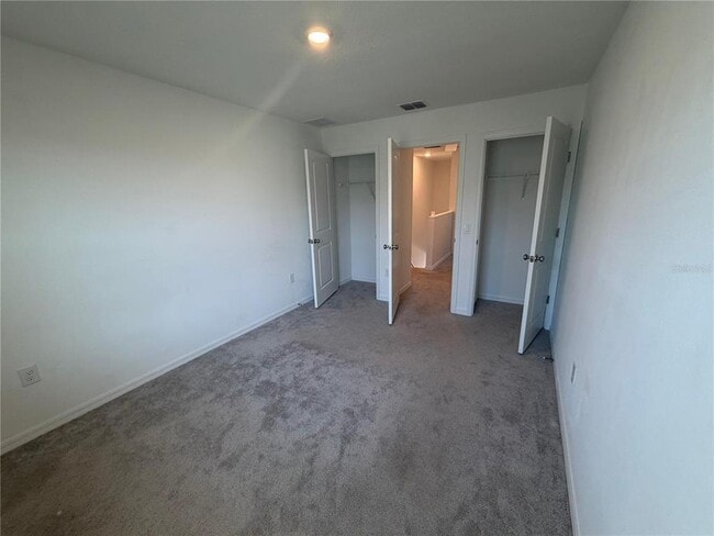 Building Photo - 2983 Skyline Lp