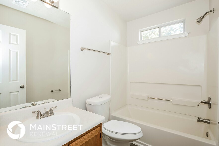 Building Photo - 3639 Mosswood Ln