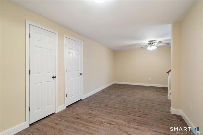 Building Photo - 109 Olive St