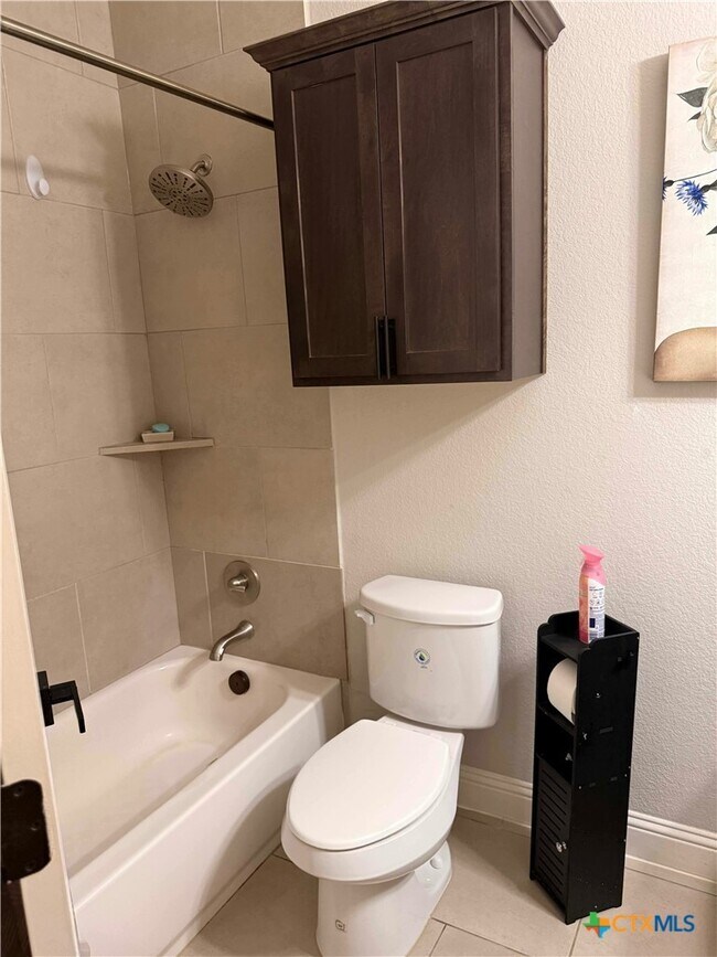 Building Photo - 6213 Morganite Ln