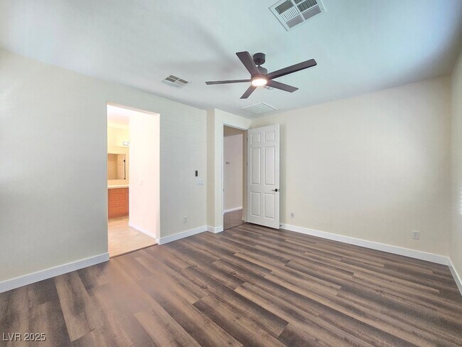 Building Photo - 10632 Open Range Ct