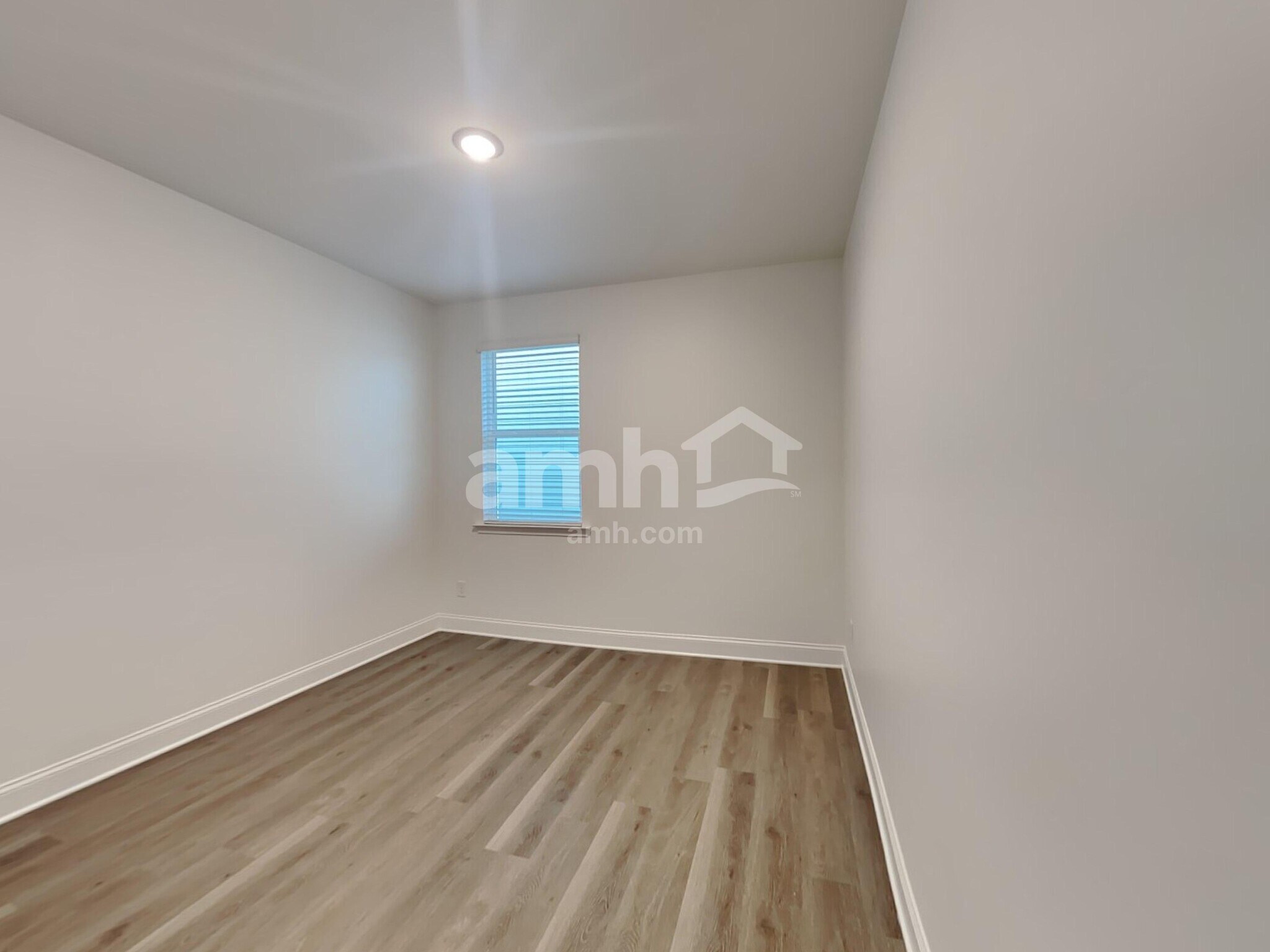 Building Photo - 1605 Soapstone Rd
