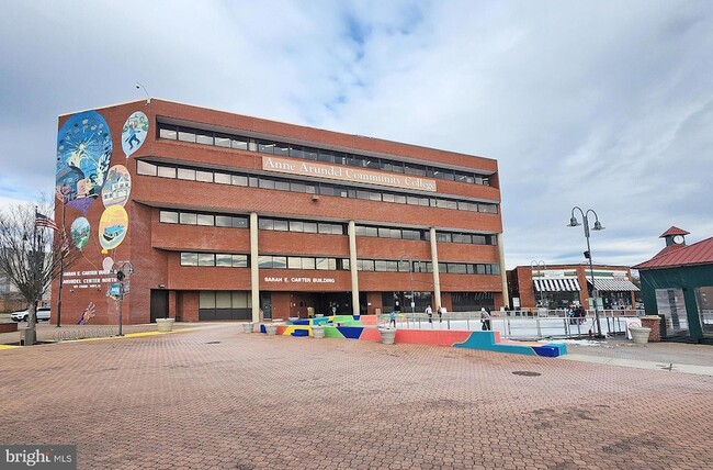 Building Photo - 108 New Jersey Ave NW