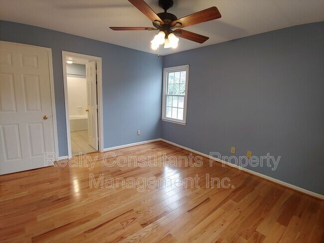 Building Photo - 3310 Mill Spring Ct