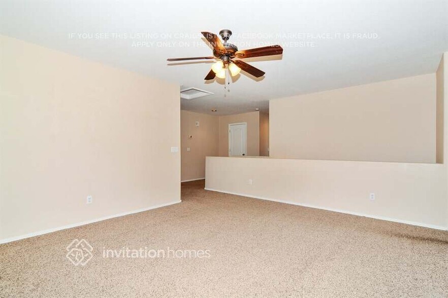 Building Photo - 17091 N 185th Dr