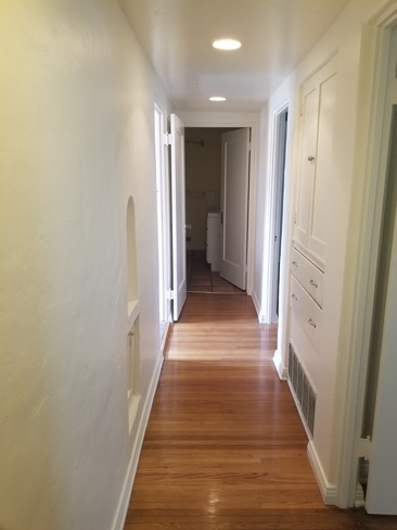 Hallway - 1511 S Cochran Ave